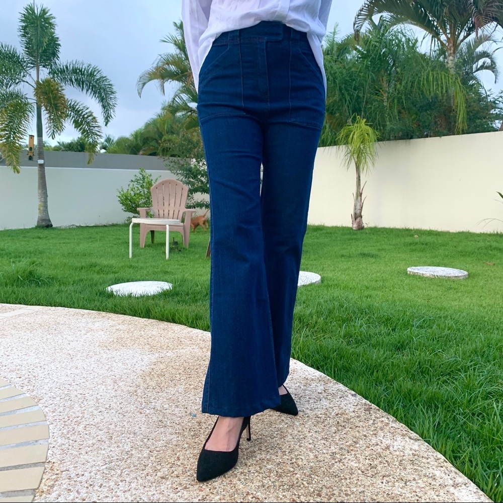 FOREVER 21 Bell-bottom jean - Picture 1 of 9